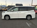 人気の現行型ノアハイブリッドS-Zをお買い得に狙えるおススメ車両!