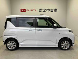 車両右側面からの写真になります。車をご覧になりたい時はお気軽に最寄りの店舗へご相談下さい。