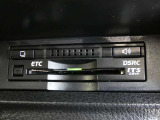 ナビ連動タイプのETC車載機です。ナビゲーションと連動してくれますのでカード未挿入を知らせてくれるなど便利な機能が追加されています。