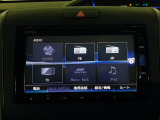 ホンダ純正ギャザズナビVXM-175VFiを装備しています。AppleCarPlay/AM/FM/CD・DVD再生/Bluetoothオーディオ/フルセグTV/録音再生機能がご利用いただけます