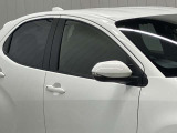 プラスチックバイザーがない分デザインもすっきり★洗車の時の窓拭きもラクラクです!