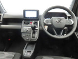 ぜひ展示車の運転席に座ってみてください。