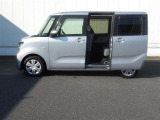 当店は全車『ロングラン保証』付!(1年間、距離無制限 HV車はHV保証付) 別途延長保証もご用意しております♪ ぜひ現車を確認にご来店ください