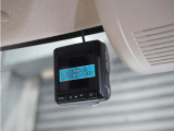 ◆ドライブレコーダー◆映像・音声などを記録する自動車用の装置です。 もしもの事故の際の記録はもちろん、旅行の際の思い出としてドライブの映像を楽しむことができます。