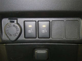 【シートヒーター搭載】シートを温めてくれる暖房機器です!長時間座っていると負担が掛かりやすい背中や腰、または冬場の寒い日に冷えやすい脚部に快適なぬくもりを♪
