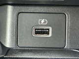 USB充電ポートがついています。