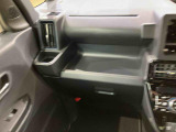 納車前にはプロのメカニックが、各部の点検を行います。ディーラーにしか出来ない品質、そしてサービスできっと満足していただけると思います!
