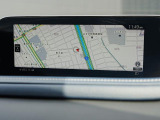 マツダコネクトの8.8インチワイドセンターディスプレイです。『Android Auto』『Apple CarPlay』や独自のコネクテッドサービスに対応したインターフェイスシステムです。