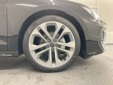 純正アルミホイール装着車両です!