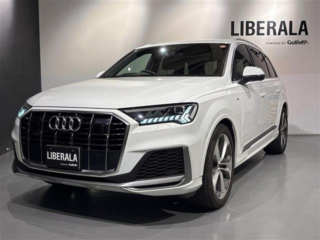 Q7 55 TFSI クワトロ 4WD アダプティブエアサスペンション 4WD 本革シート