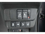 スライドドアの開閉も 運転席から