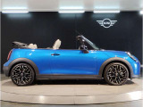 ご納車後も全国約200拠店のMINI正規ディーラーサービス工場にて保証対応いたします。お近くのMINI正規ディーラーをご案内の上、アフターメンテナンスをお受け頂けますので、安心してお乗りいただけます!!