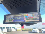 スマートルームミラー付いてます。
