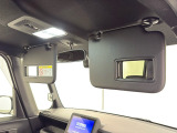 ★【あると便利な装備】運転席・助手席サンバイザー&ミラー+マップランプが装備されています