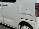 ゆったりとした空間で、長距離ドライブも快適です。後部席の乗員もリラックスできる空間を実現しています。