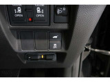 【横滑り防止装置】ドライバーの安全運転をアシストしてくれる装備が充実しています☆ドライバーの不安を安心へと変えてくれますね。
