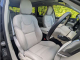 内装の綺麗なお車は気持ちがいいですし、コンディションが良いものが多いです!前のユーザーが丁寧に使っていた証拠ですね!