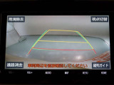 バックガイドモニターで、後方を確認しながら安心して駐車することができます。運転初心者も熟練者も必須の機能ですよ!