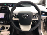 ハンドルは車を運転する上で、ずっと握っている重要なパーツです。手にフィットする物がいいですよね♪