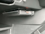 ETC車載器(高速道路の利用時に 料金所の通過をスムーズに行うために自動で料金を精算するシステム)