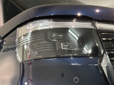 LEDヘッドライトは、点灯の瞬間から最大光量を発揮し、突然暗くなるトンネルなどでの安定感を高めます。