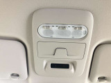 【チケットホルダー】カードを挟み込んで使います!駐車券などを挟んでおくのに便利ですね★