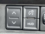 上下スイッチ、明るさ調整スイッチ、HUDスイッチ。