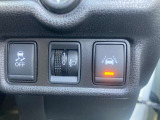広角に照らしてくれて荷物の重さに合わせて高さの調整ができるレベライザー付きハロゲンヘッドランプ!