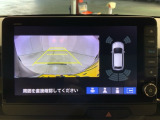リアカメラ付で、後方をナビ画面で確認。車庫入れも安心です。もちろん、バックギアと連動しています。