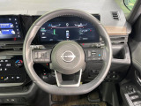 【純正革巻きステアリング】上質な革を使用することで、手にしっかり馴染みとても運転しやすいハンドルです♪