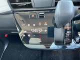 展示車両は全車 クリーニング済。 専門業者さんにて内外装ともにキレイにしてご納車いたします。 また別途、各種コーティングもうけたまわってます。