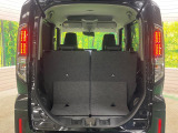 普段のお買い物や通勤、送迎等に十分な荷室スペースを確保しております。セカンドシートを倒すと、大きな荷物の積載も可能です♪