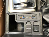 12V/120Wの電源部とメディアプレイヤー接続部です。