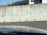 HUD: ヘッドアップディスプレイはドライバーが前方に集中できるよう、ナビや車速情報をフロントガラスに投影するシステムです。