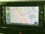 現在地や周辺の道路を画面上で確認でき、目的地までの道順を調べる際に便利です。見やすい地図表示で、慣れない場所へのお出かけも落ち着いて計画できます。