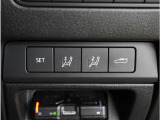 【ドライビングポジションメモリー機能】お好みのドライビングポジションを簡単に記憶させることができます。