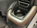 また、お車にあまり詳しくない方でも安心して立ち寄って頂けるお店作りを目指しています。中古車選びに不安があるという多くのお客様の声に応えるべく『親切・丁寧・明瞭』をキーワードにしっかりサポート致します。