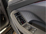 ご納車前には弊社グループの認証工場にて、専門スタッフによる100項目の点検・整備を実施いたしております。