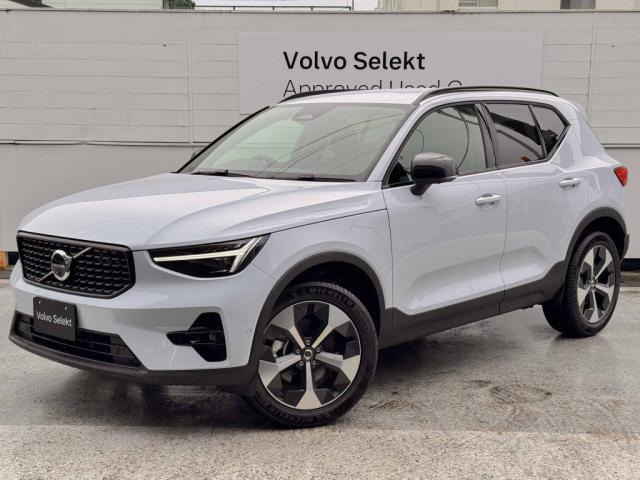 XC40 ウルトラ B4 AWD ダークエディション 4WD 