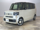 ホンダカーズ東京中央U-Select稲城店へようこそ。 当社元デモカー(試乗車)お墨付き車両。お洒落な2トーンカラー!人気車両で充実装備の一台。お薦めです。