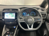 ステアリングスイッチ付きで操作・運転がしやすいハンドルです★