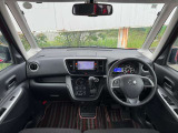視界広々で運転しやすいインパネ♪両側電動スライドドアになります!