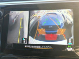 【フロント&サイド&バックカメラ】ドライバーから見にくい死角部分を映像で確認できるカメラを各所に装着。見通しがきかない場所や住宅密集地などを運転することが多い人におすすめの安心装備です。