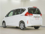 当社では、お客様に安心してお車をお選びいただくため、ご購入前に現車のご確認をお願いしております。