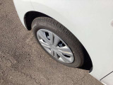 ☆お車についた傷やヘコミ、事故の修理もハヤシにお任せください。自社鈑金工場で修理ができますの安心です☆