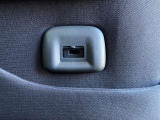 後席専用USB電源ソケットを装備!!後ろに乗っても退屈させません♪