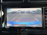 バックガイドモニターで、後方を確認しながら安心して駐車することができます。運転初心者も熟練者も必須の機能ですよ!