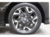純正のアルミホイールが足元を飾ります!タイヤサイズは165/55R15 になります。