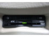 ★ETC付きです。高速道路料金所での小銭の出し入れや雨天時における窓の開け閉めなどの煩わしさが解消できます。料金所の通過もスムーズで快適ですよ。