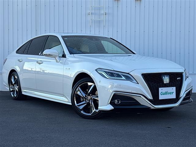 クラウン ハイブリッド 2.5 RS Four 4WD 本革シート